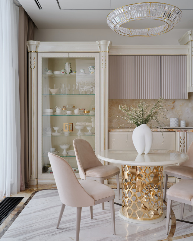 Italian Furniture in a Classic Interior by Antonovych Home