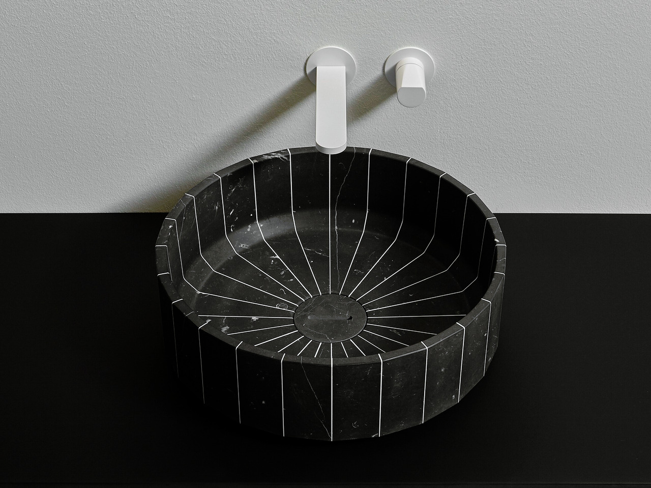 Fonte Carrara Marble Countertop