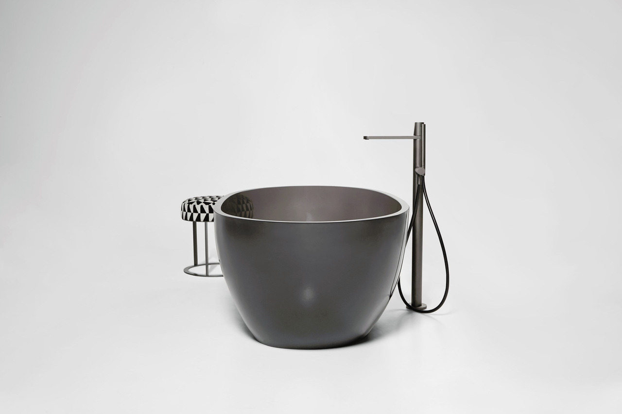 Reflex Cristalmood® Freestanding Bath, view 2