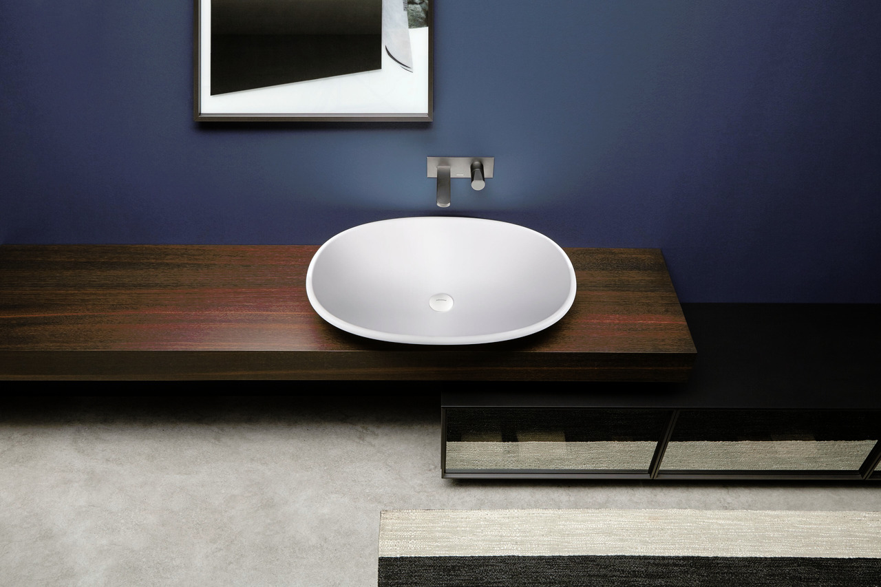 Rim Countertop Washbasin, view 2
