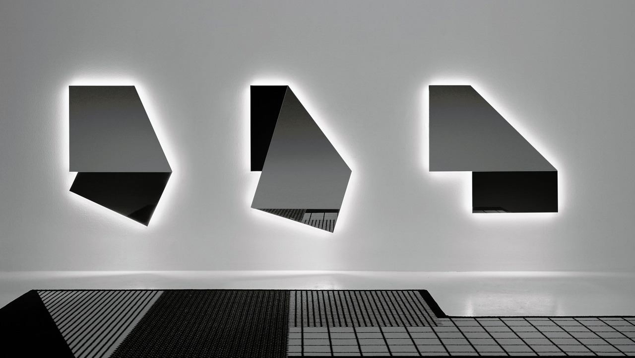 Specchi di Carta Mirrors, view 2