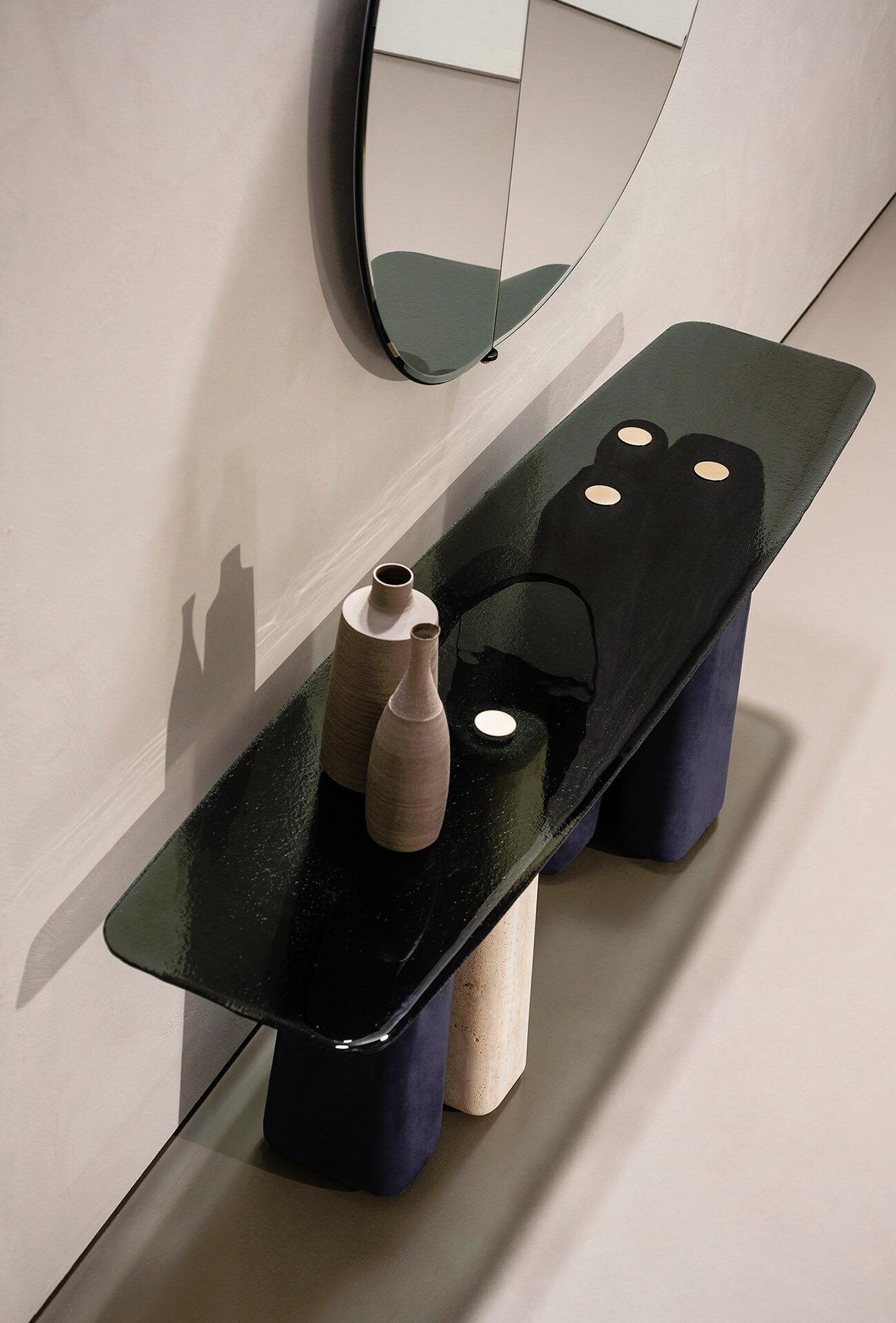 Fany Console by Baxter, view 2