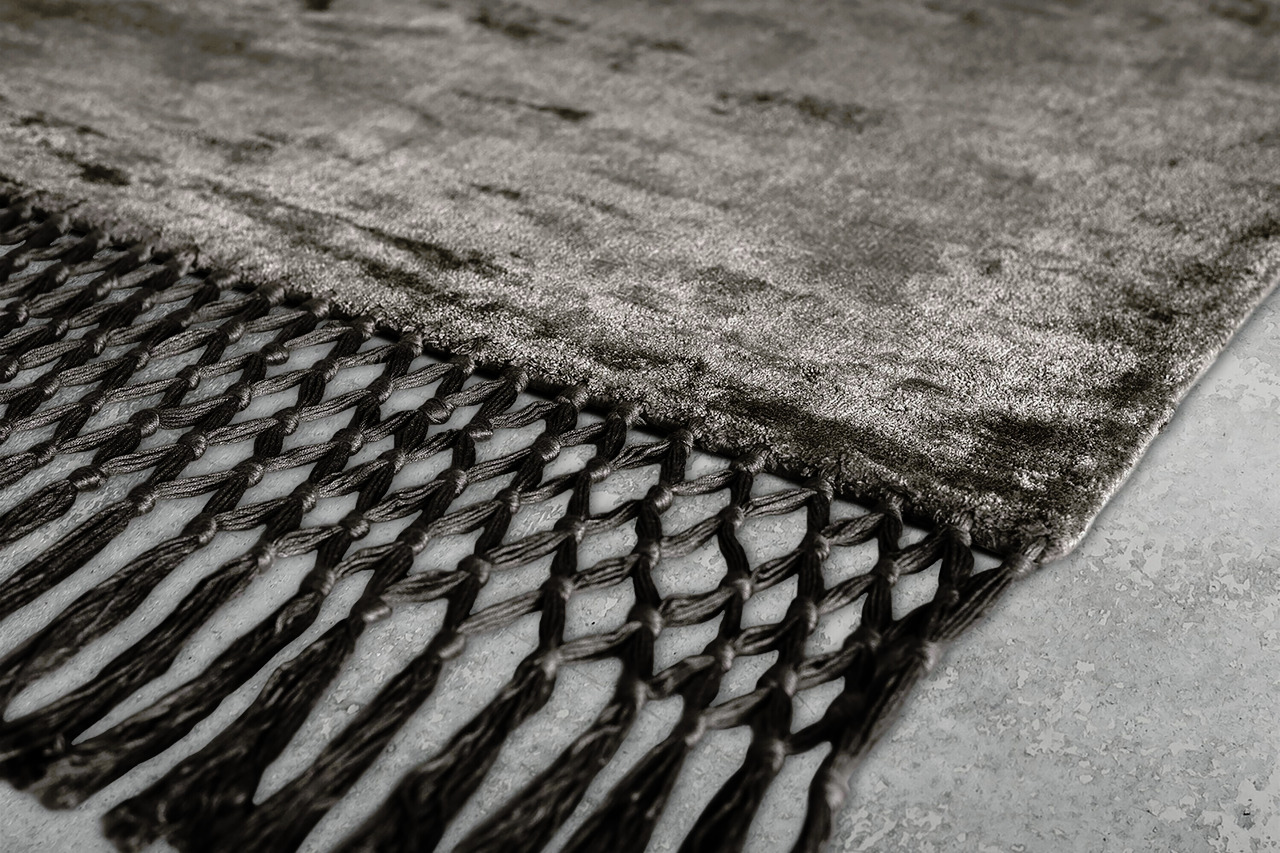 Fringes Rug, view 9