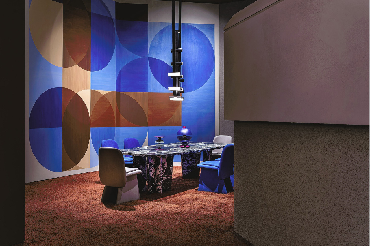 Kate Marble Dining Table by Baxter, view 2