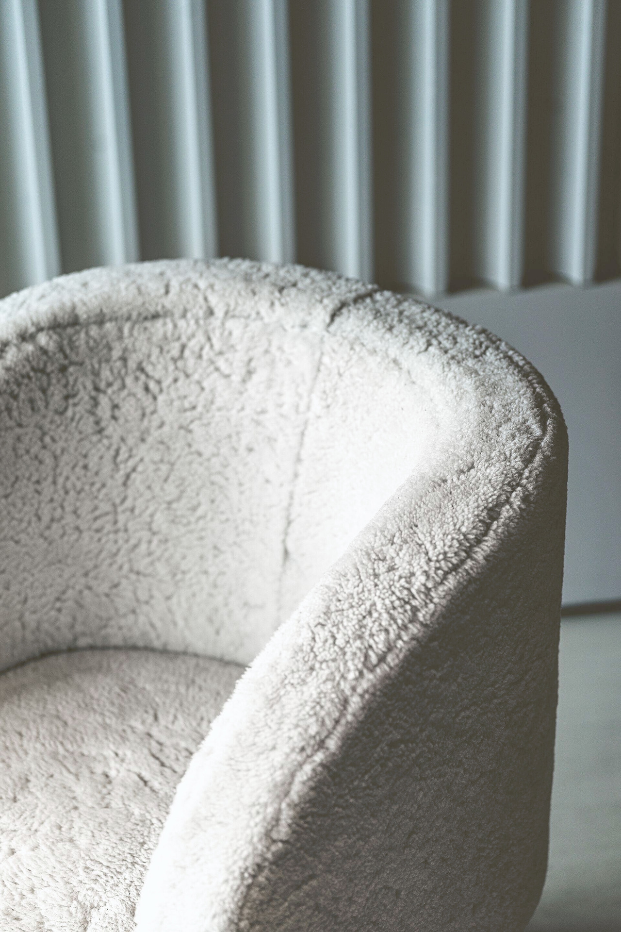Lazybones Mouton Armchair, view 5