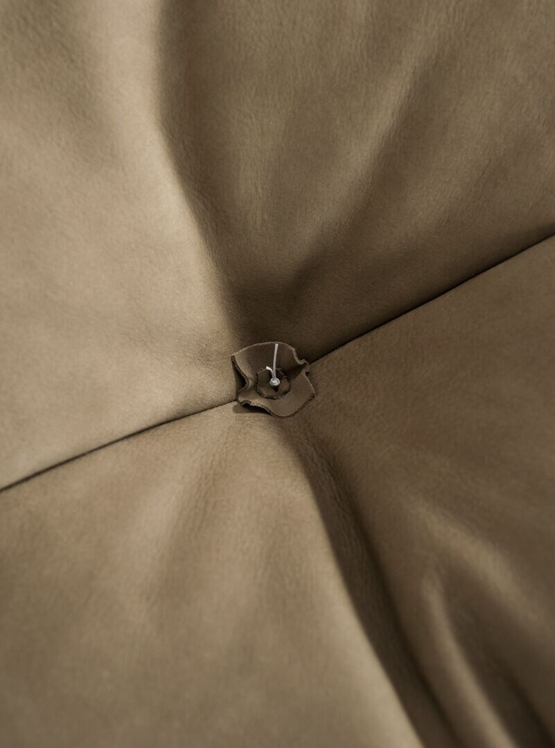 Milano Sofa, view 4