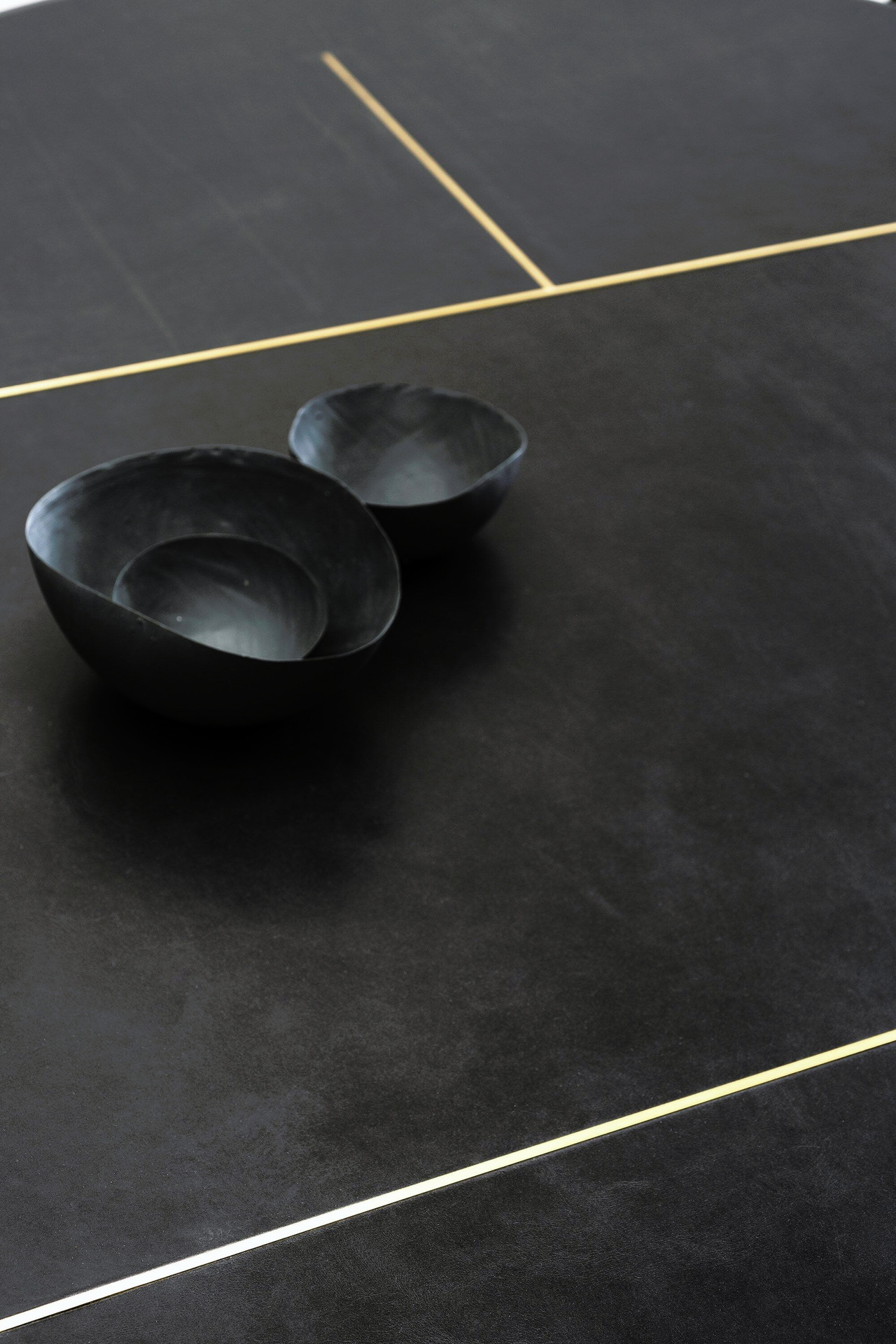 Place Table by Federico Peri, view 6