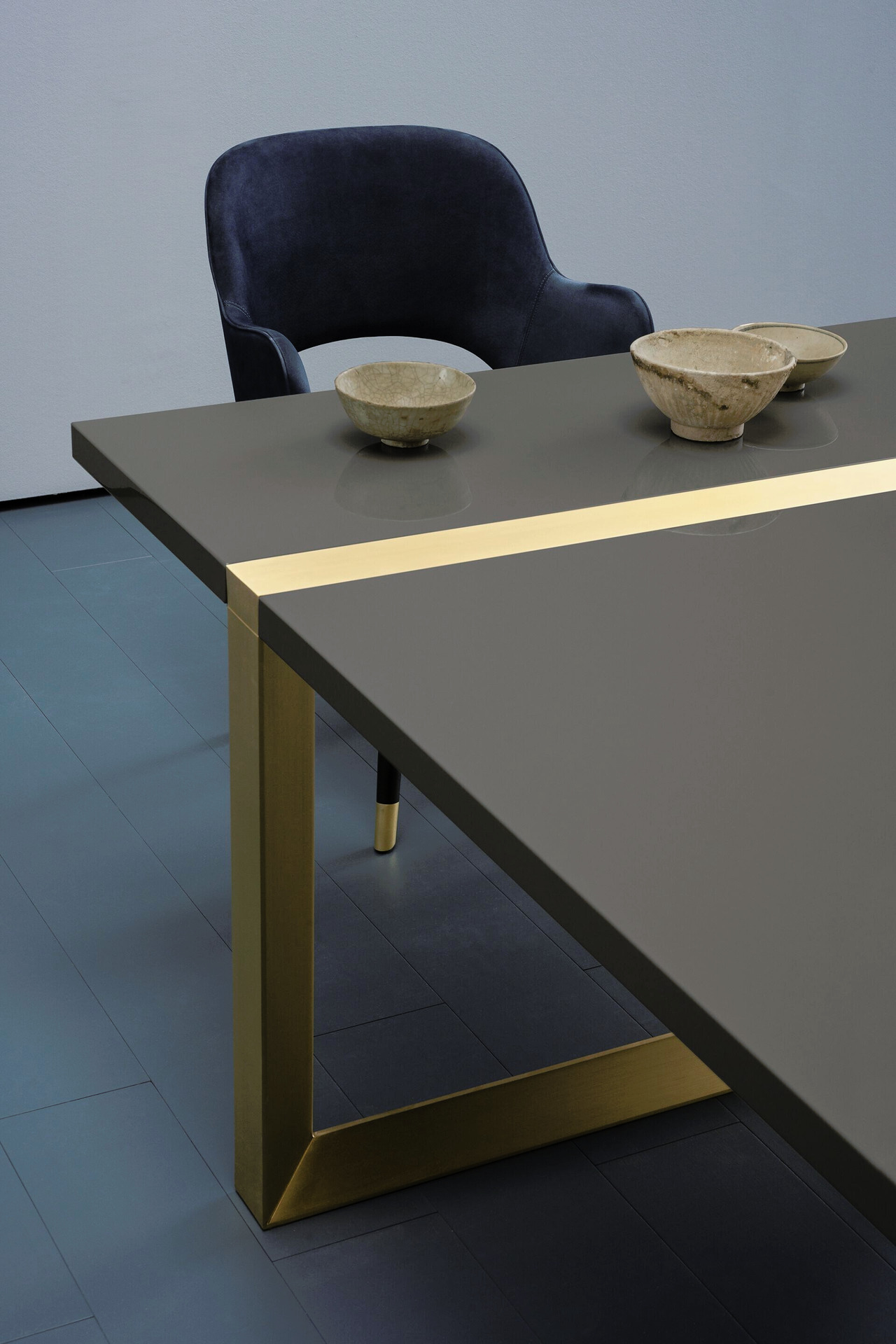 Selene Table, view 3