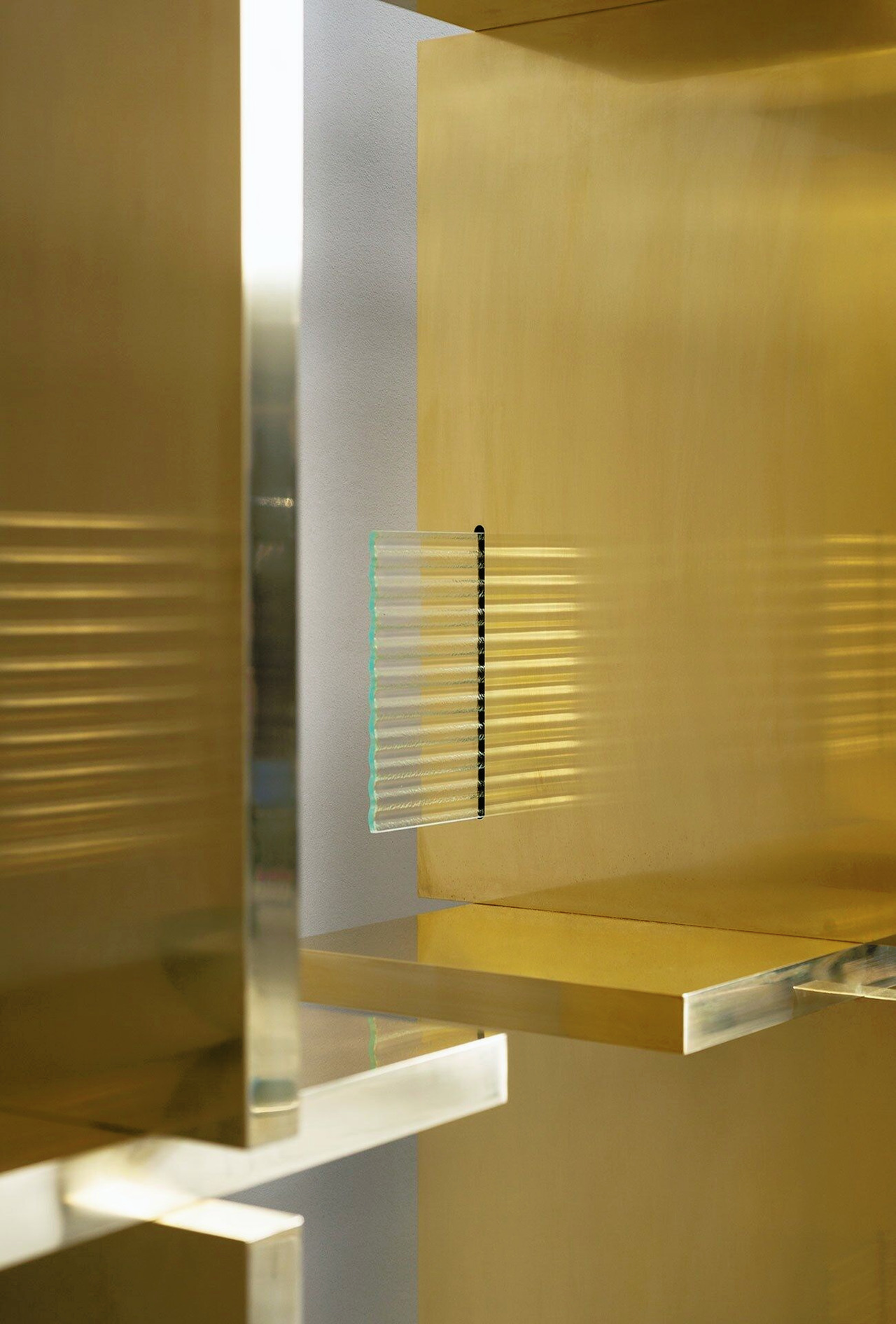 Viceversa Bookcase, view 4