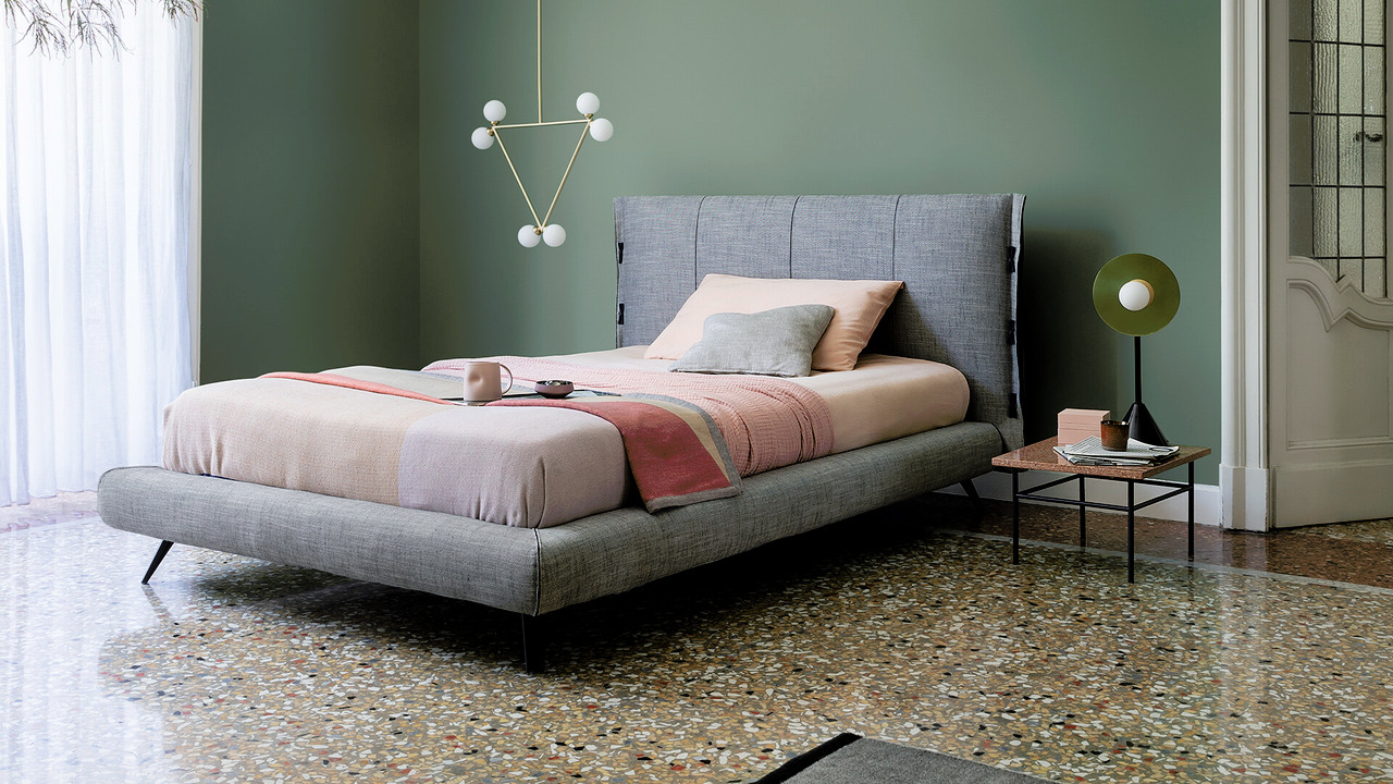 Cuff Single Bed