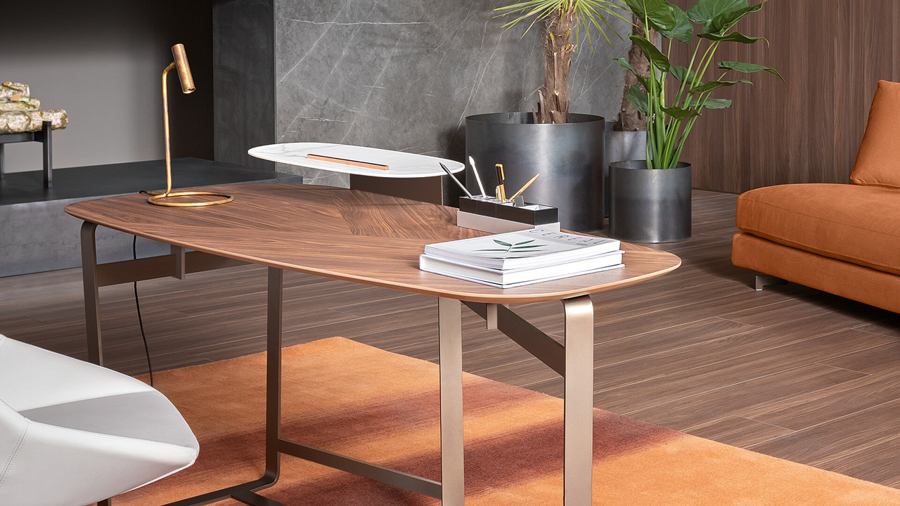 Gauss Desk, view 2
