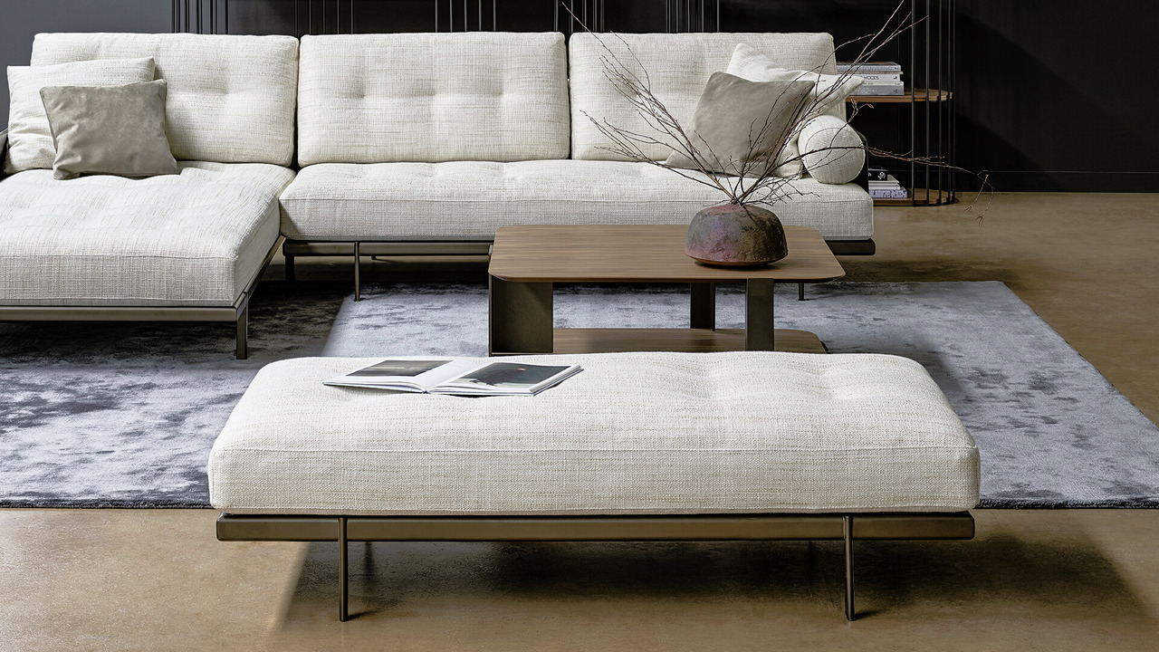 Maximilian Modular Sofa by Bonaldo, view 2