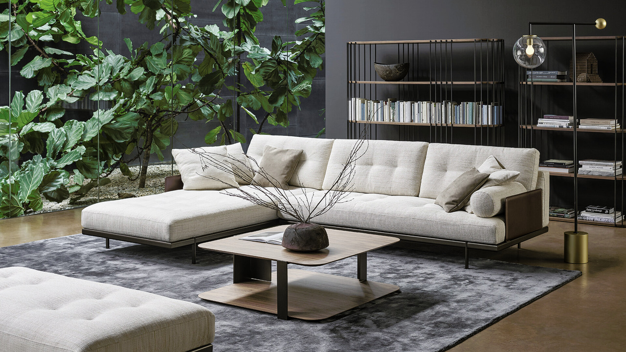 Maximilian Modular Sofa by Bonaldo, view 3