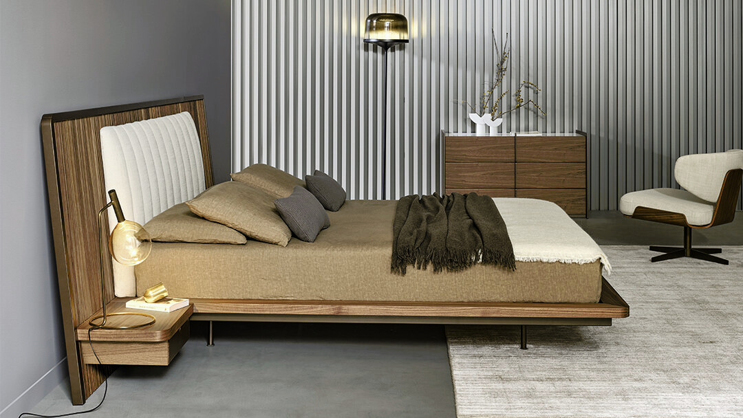 Nelson Bed, view 4