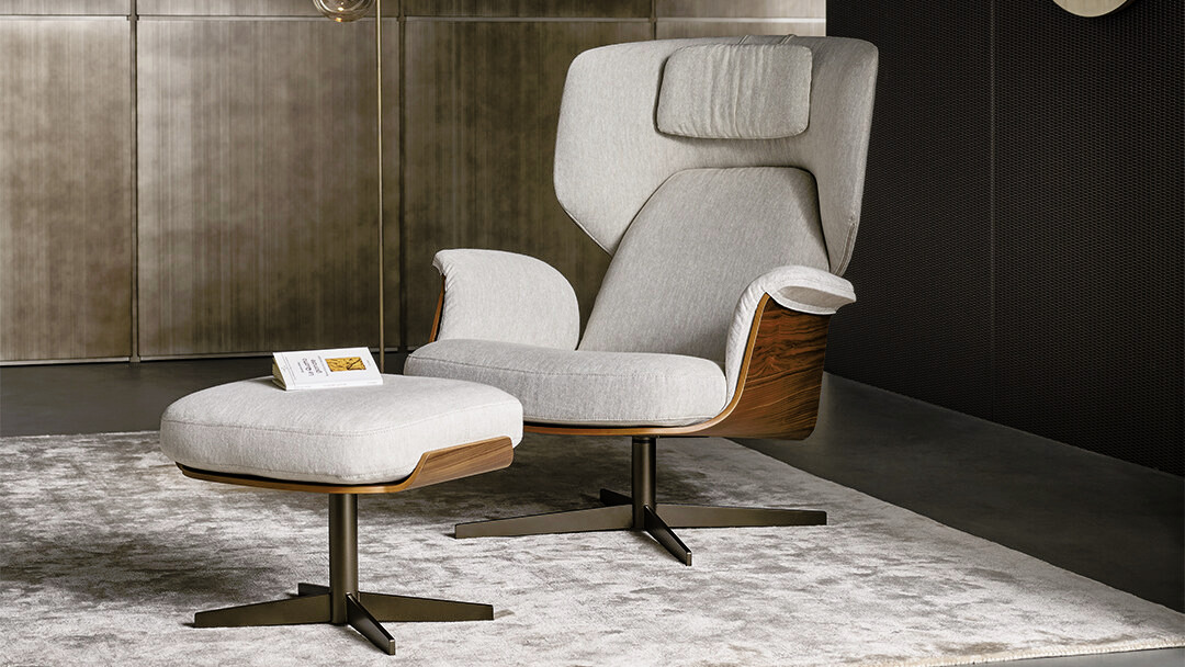 Olos bergère Armchair, view 4