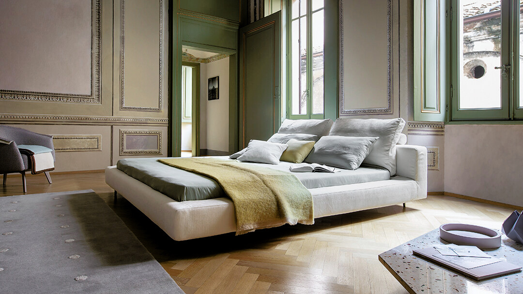 Owen Bed, view 3