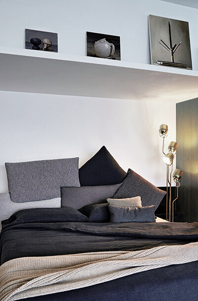 Picabia Bed, view 4