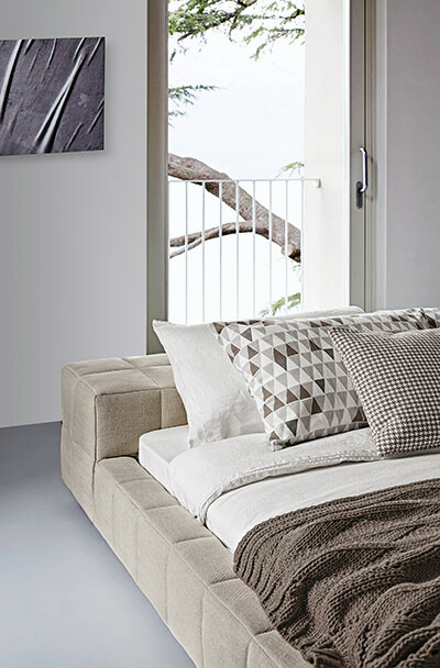 Squaring Designer Bed by Bonaldo, view 5