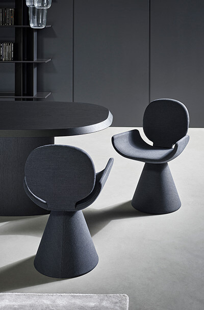 Youpi Chair, view 4
