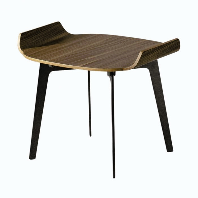 Olos Bedside Table