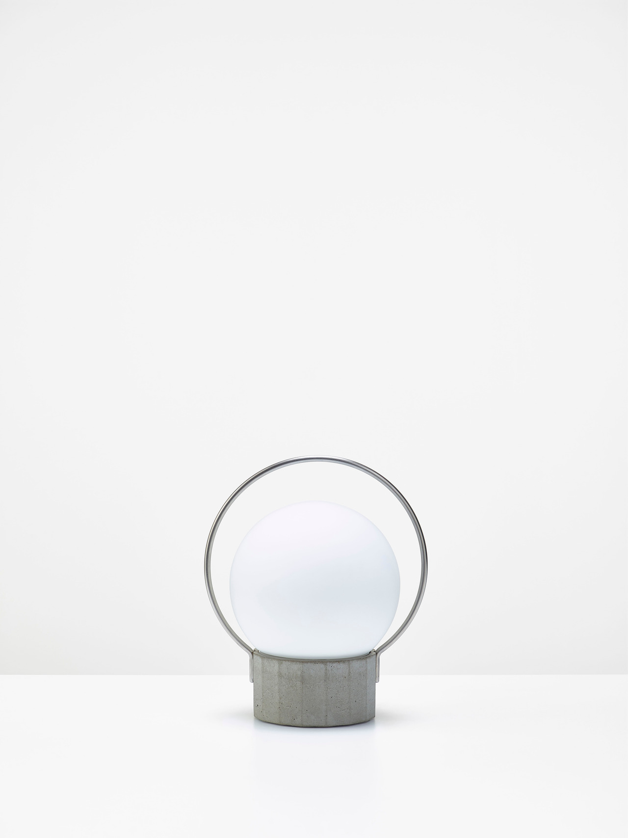 Sfera Portable Rechargeable Outdoor Light, view 11