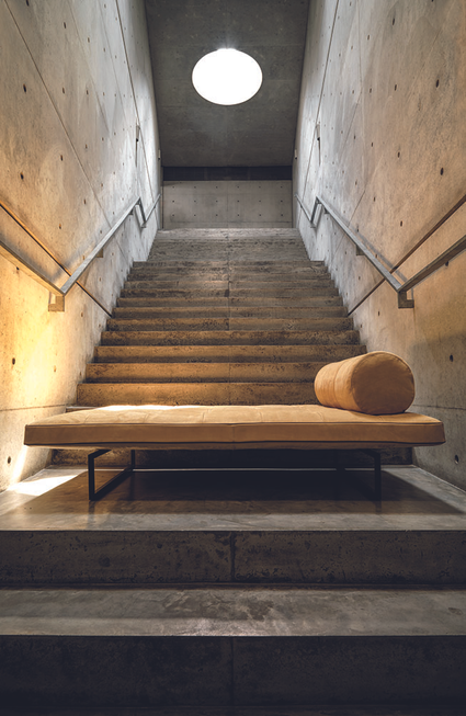 Ludwig Desiree Sofa, view 6