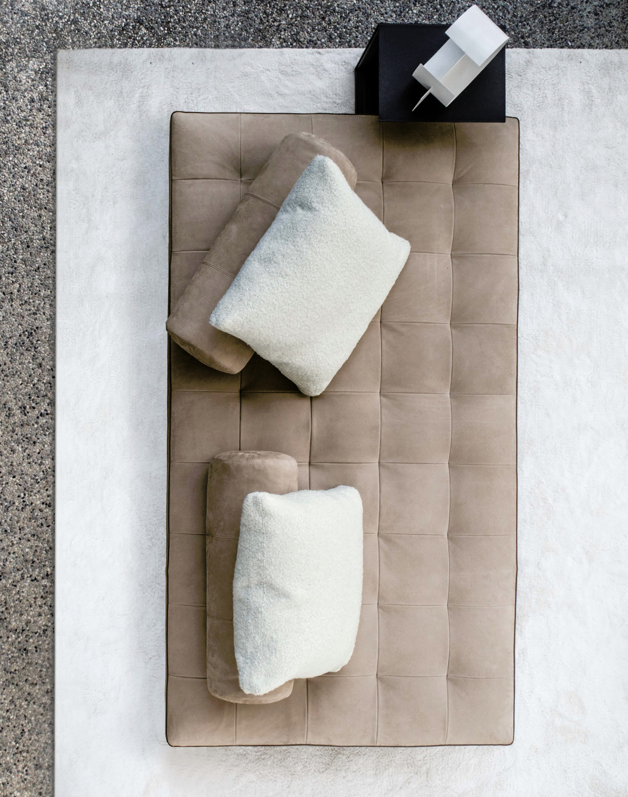 Ludwig Desiree Sofa