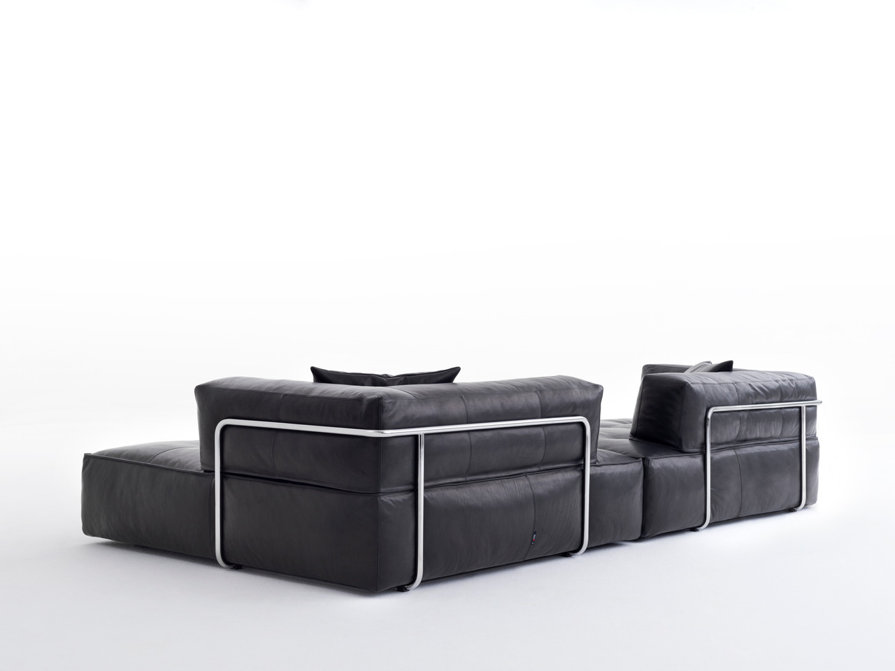 Melvil Desiree Sofa, view 4