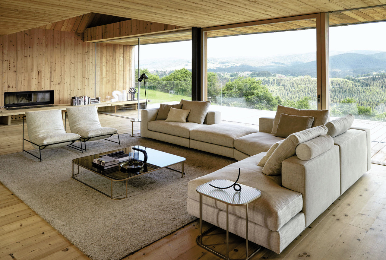 Von Desiree, view 3