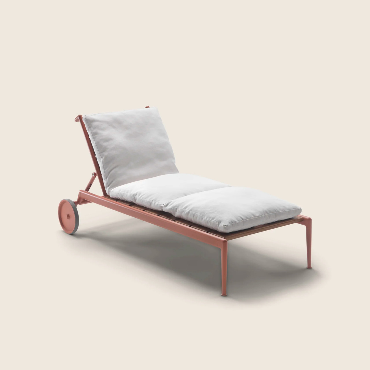 Atlante Light and Atlante Wood Outdoor Sun Loungers, view 4