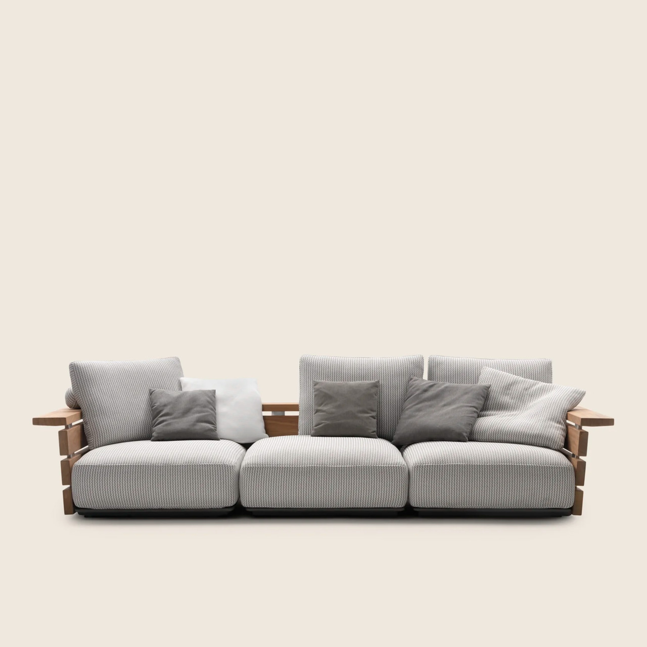 Ontario Sofa by Flexform