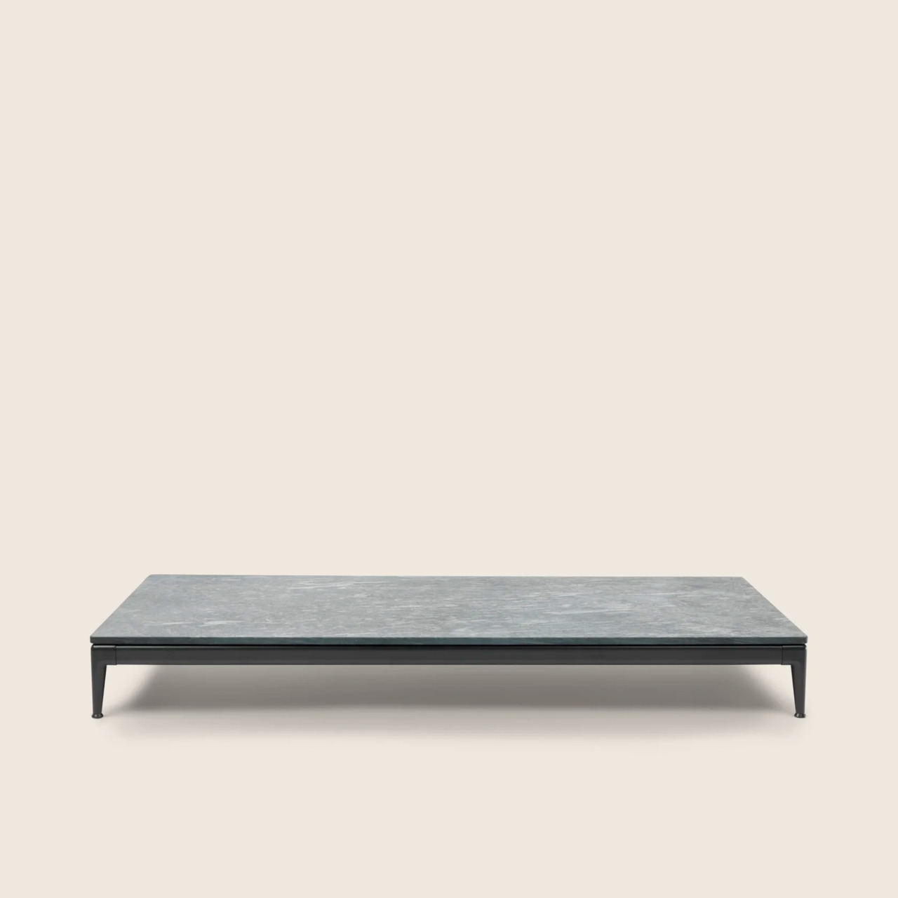 Pico Tables by Flexform, view 2