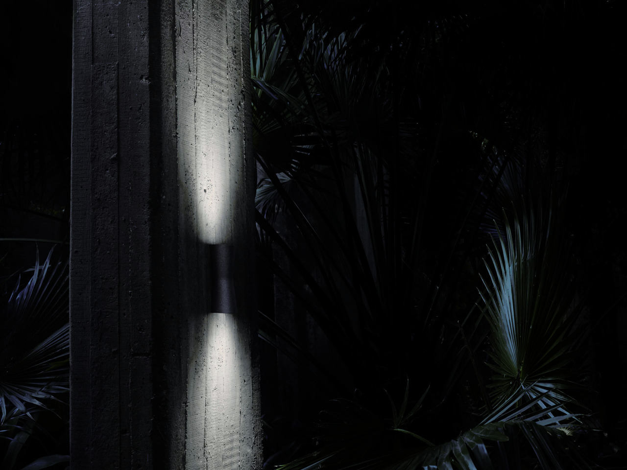 Clessidra Outdoor by Flos, view 4