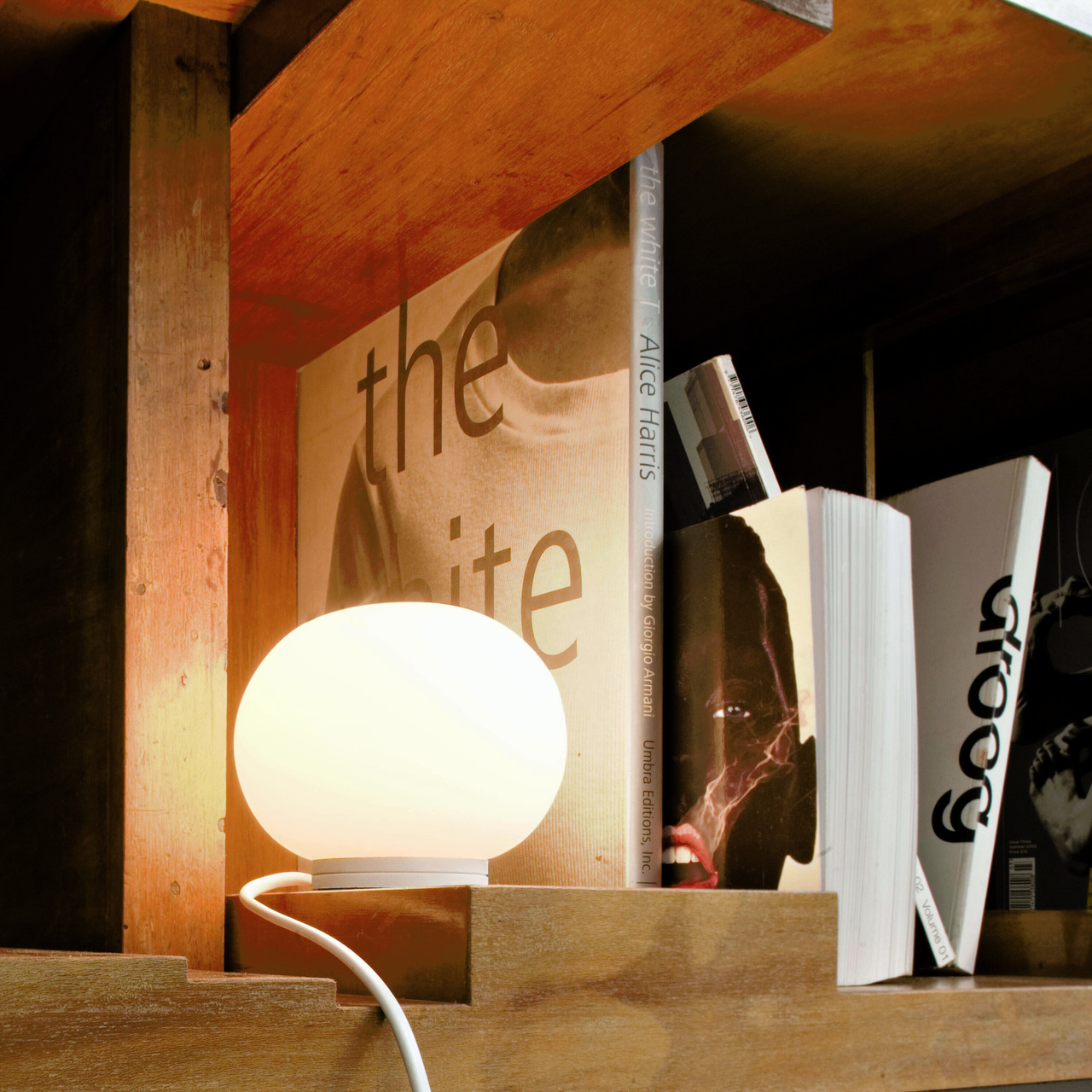 Mini Glo-Ball Table by Flos