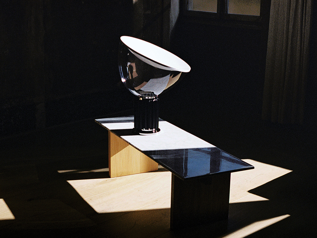 Taccia PMMA Flos Table Lamp, view 3