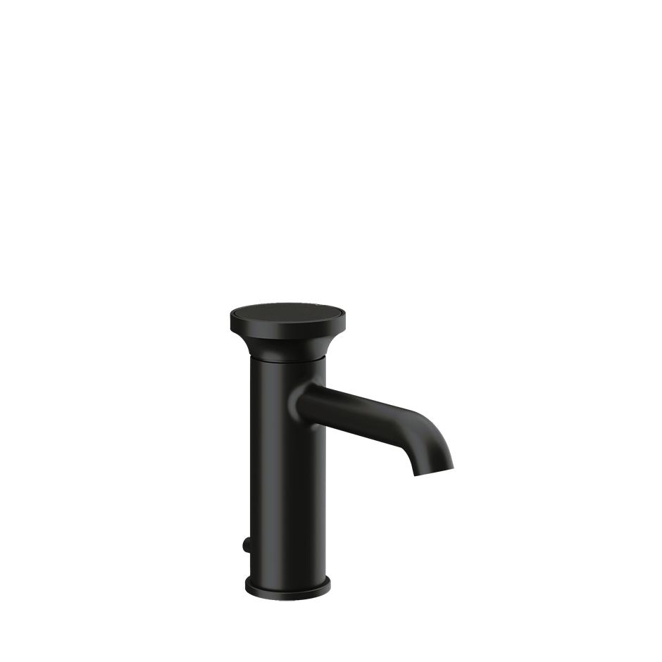 MATTE BLACK
