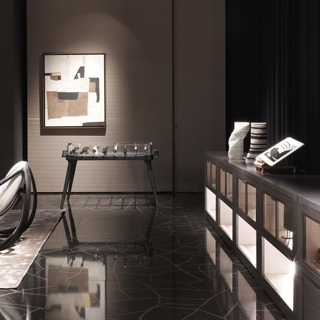90° Minuto Decorative Object by Giorgetti, view 4
