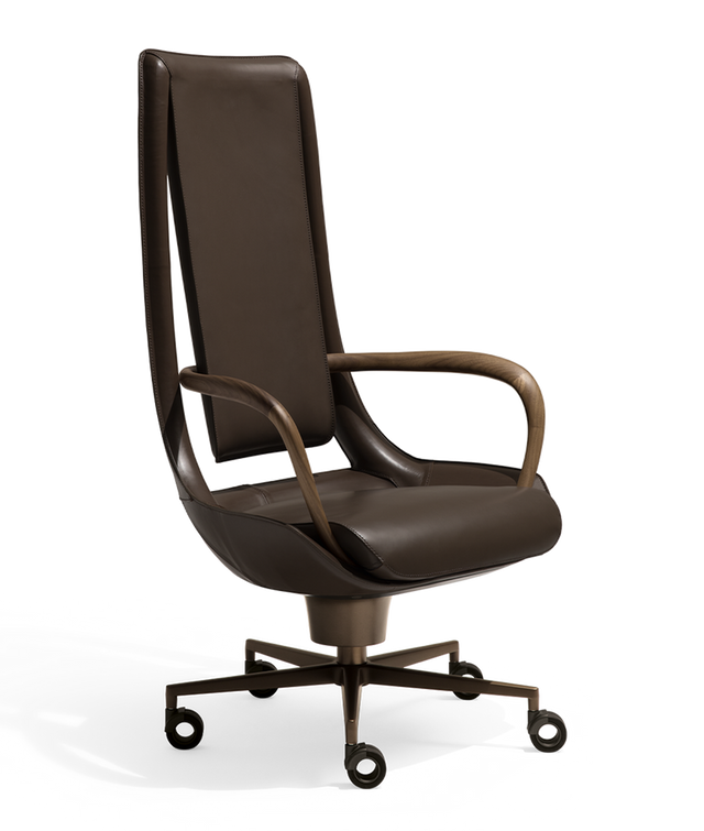 Clip Chair by Giorgetti