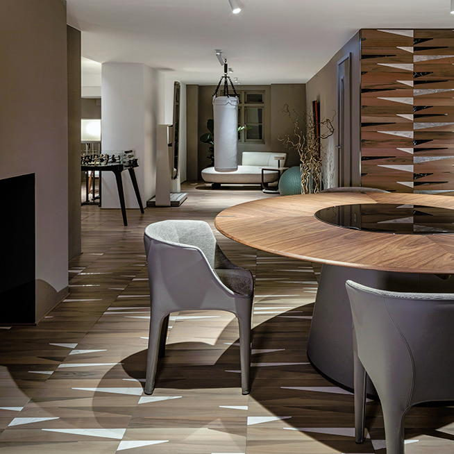 Diana Chair by Giorgetti, view 4