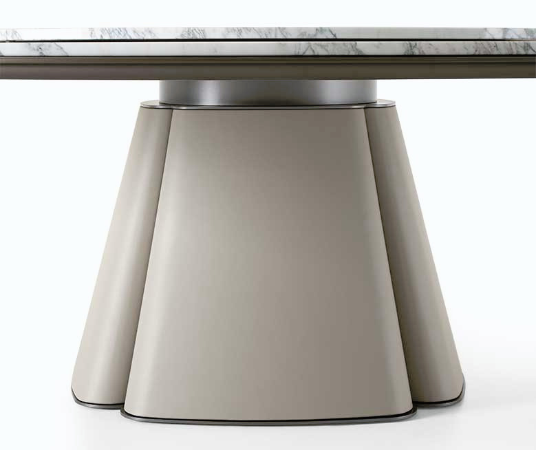 Floria Table by Giorgetti, view 5