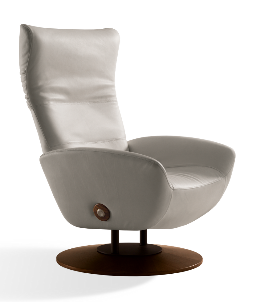 Magica Armchair by Giorgetti
