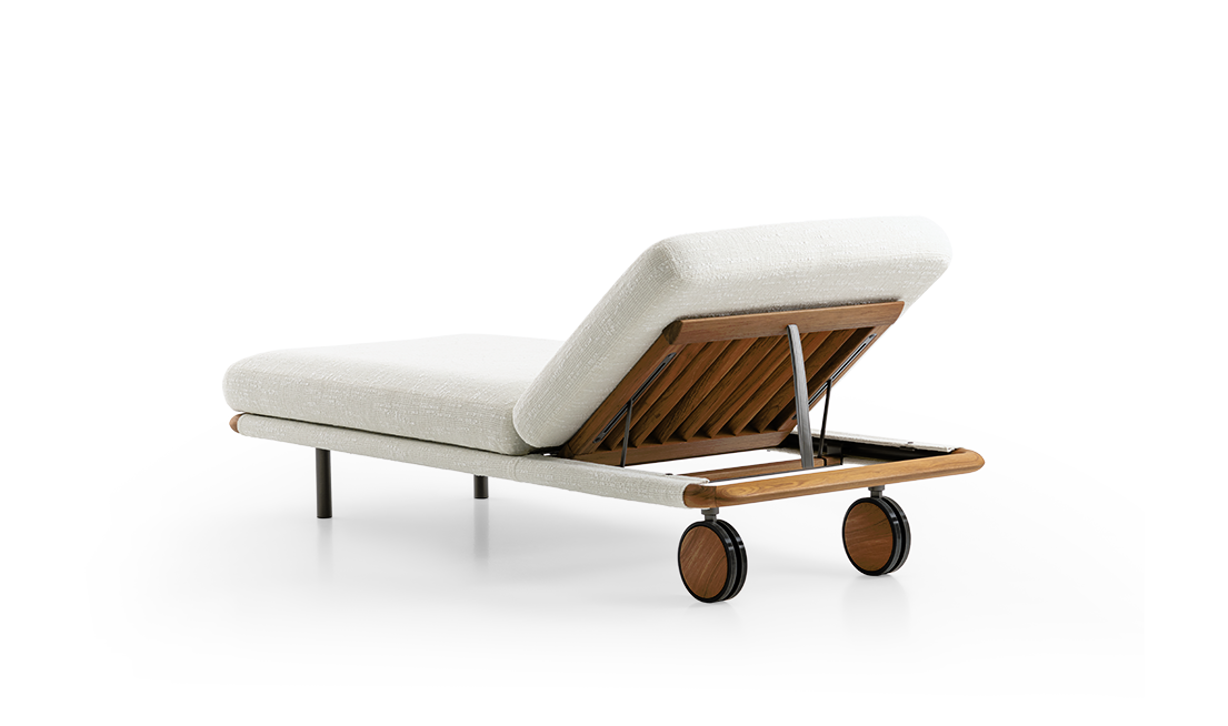 Moorea Chaise Longue by Giorgetti, view 2