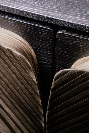 Scirocco Bookcase by Giorgetti, view 7