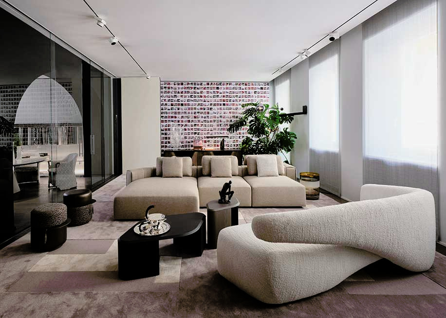 Seidon Sofa by Giorgetti, view 7