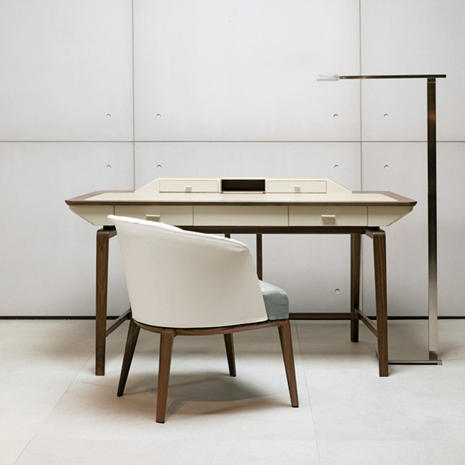 Studium Bed by Giorgetti, view 3