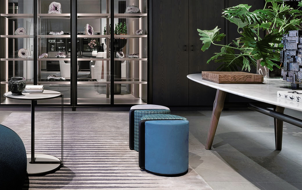 Summa Bench by Giorgetti, view 3