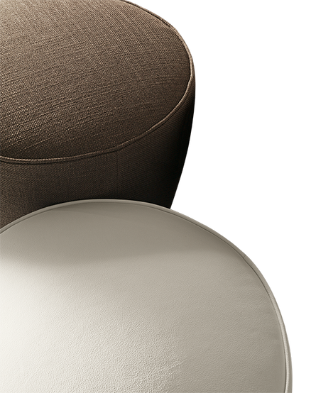 Topaze Pouf by Giorgetti, view 2