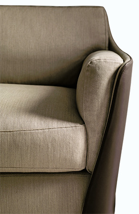 Vittoria Armchair by Giorgetti, view 4