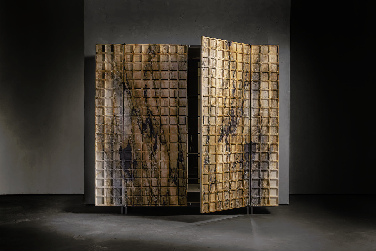 Checkmate Cabinet Henge
