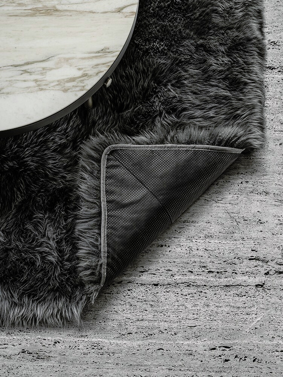 Alps Wool Rug by Minotti, view 5